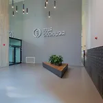 Elegancki Z Parkingiem By Renters *