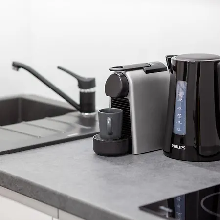 Elegancki Z Parkingiem By Renters Apartmán