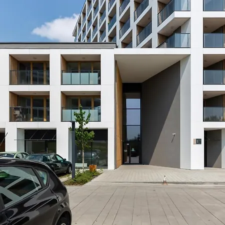 Elegancki Z Parkingiem By Renters Apartmán Varšava